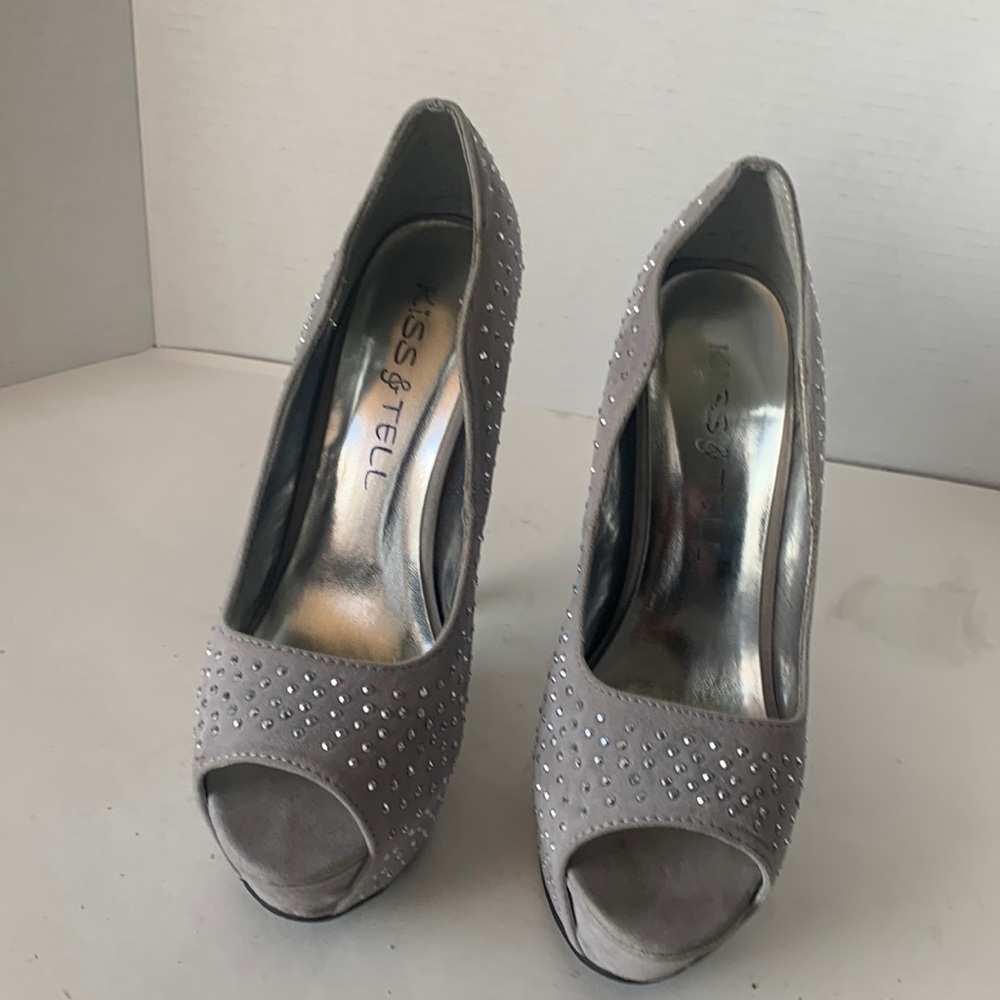 Grey kiss & Tell Heels diamond studded
